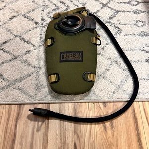 Camelpack maximum gear